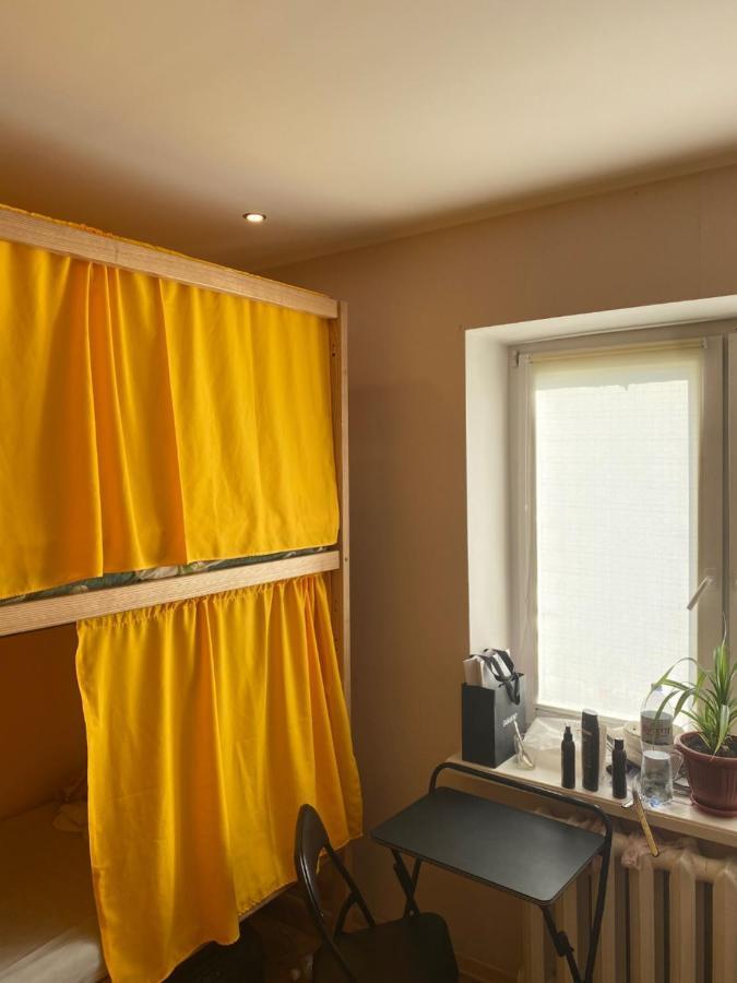 Vip "Hostel Ok Hotel" Kiev Extérieur photo