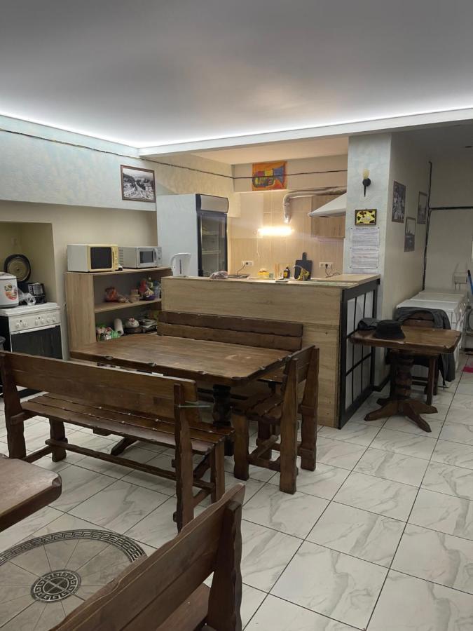 Vip "Hostel Ok Hotel" Kiev Extérieur photo
