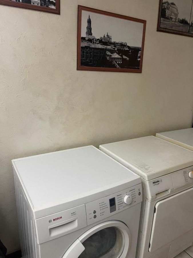 Vip "Hostel Ok Hotel" Kiev Extérieur photo